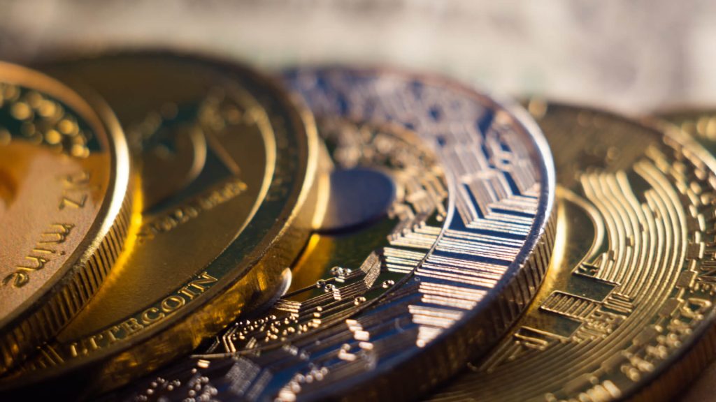 Swift aposta em CBDCs enquanto reguladores esquentam o debate sobre moedas digitais