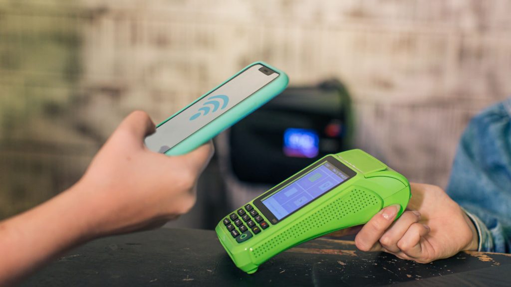 NFC: o que é e como essa tecnologia facilita os pagamentos